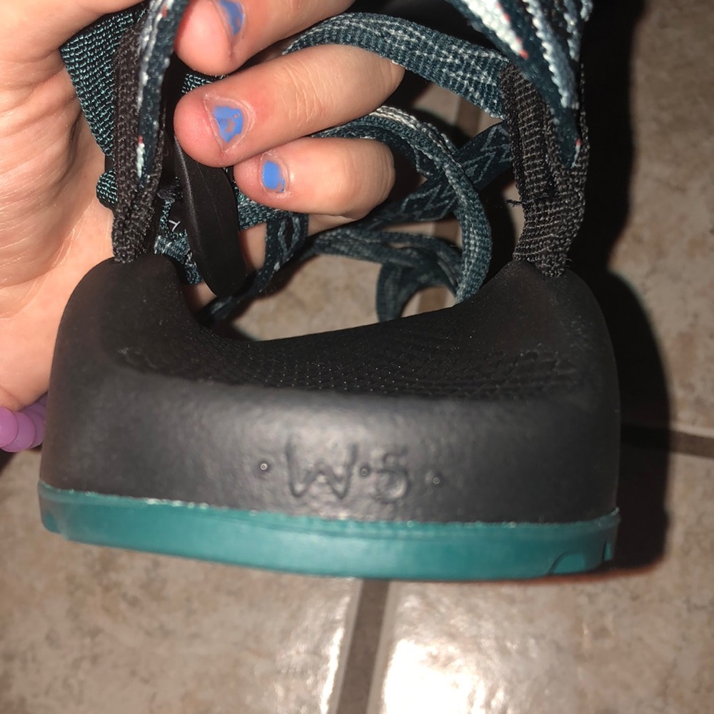 Chacos - Picture 2 of 3